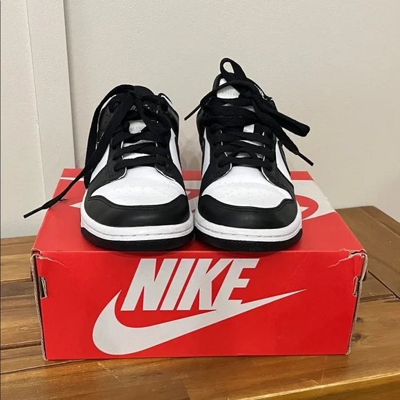 Nike Youth Black and White Dunk Sneakers - Picture 3 of 8